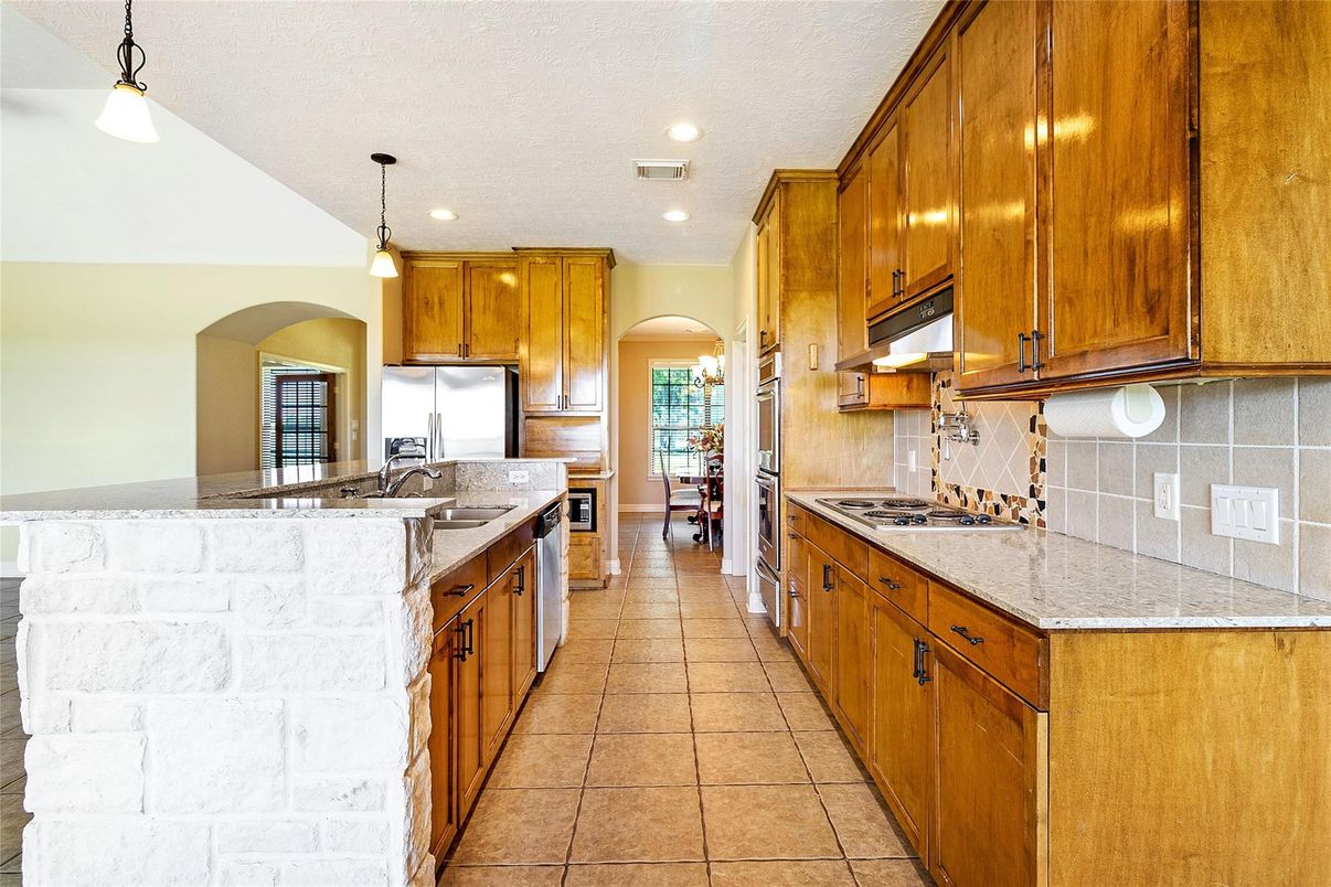 Interior, Kitchen, Pendant Lights, Recessed Lighting