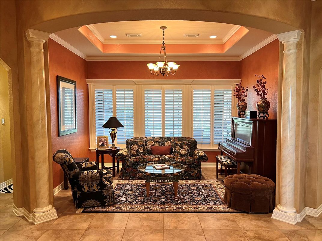 Chandelier, Interior, Living room, Piano, Recessed Lighting