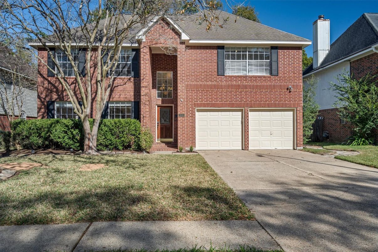 Attached, Exterior, Facade, Brick Facade, Brick Traditional