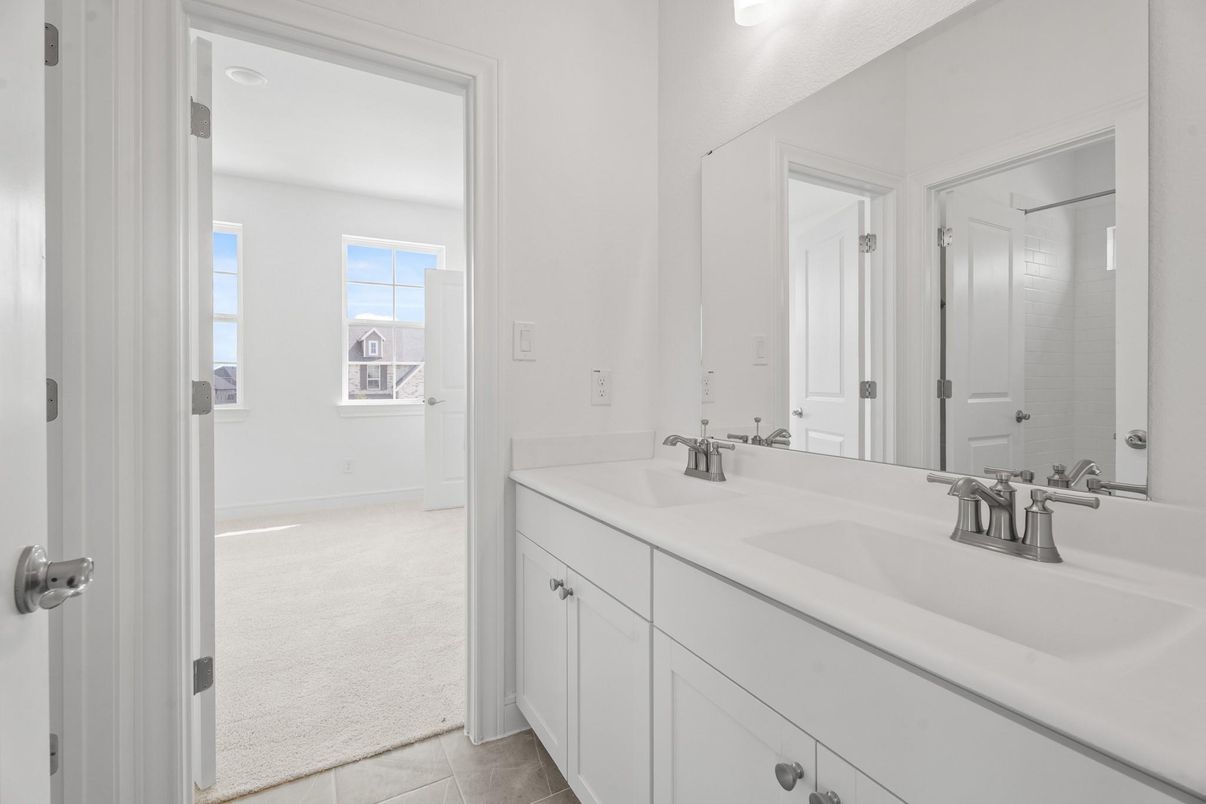Bathroom, Dual Sink Vanities, Interior