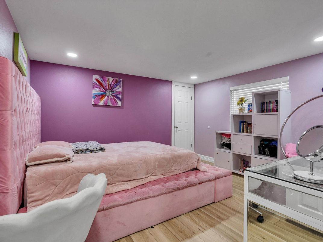 Bedroom, Interior, Recessed Lighting, Wood Texture Flooring