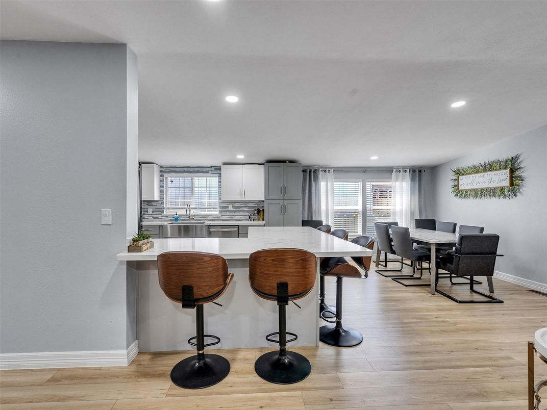 Dining room, Interior, Recessed Lighting, Wood Texture Flooring