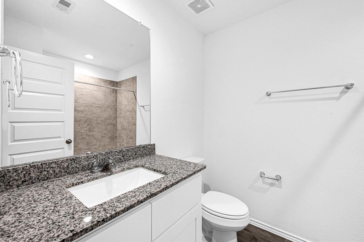 Bathroom, Interior, Recessed Lighting