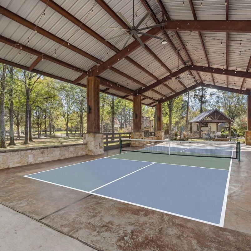 Exterior, Tennis Courts