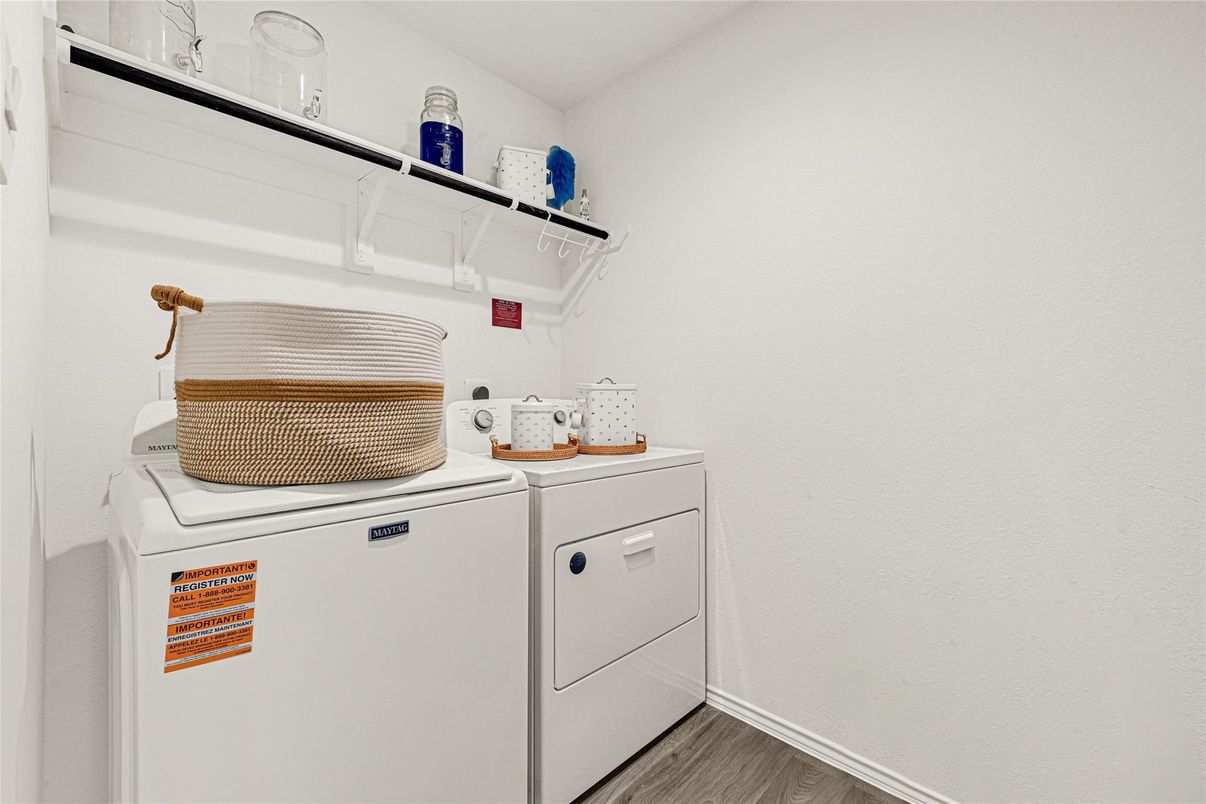 Interior, Washer, Wood Texture Flooring