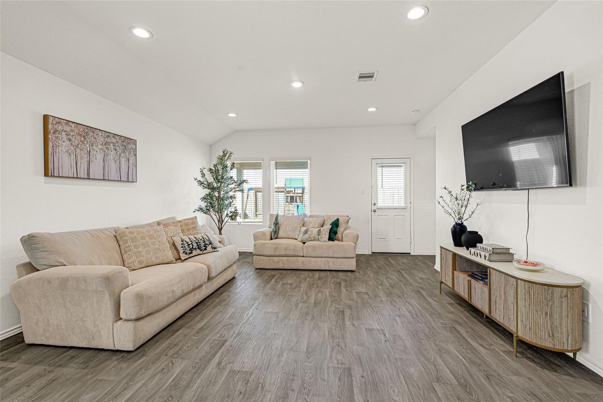 Interior, Living room, Recessed Lighting, Wood Texture Flooring