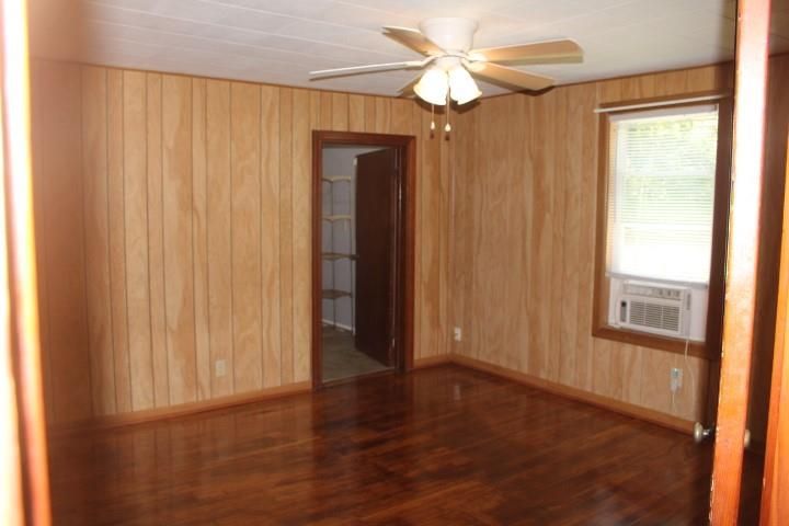 Empty room, Interior, Wood Texture Flooring, Wooden Walls