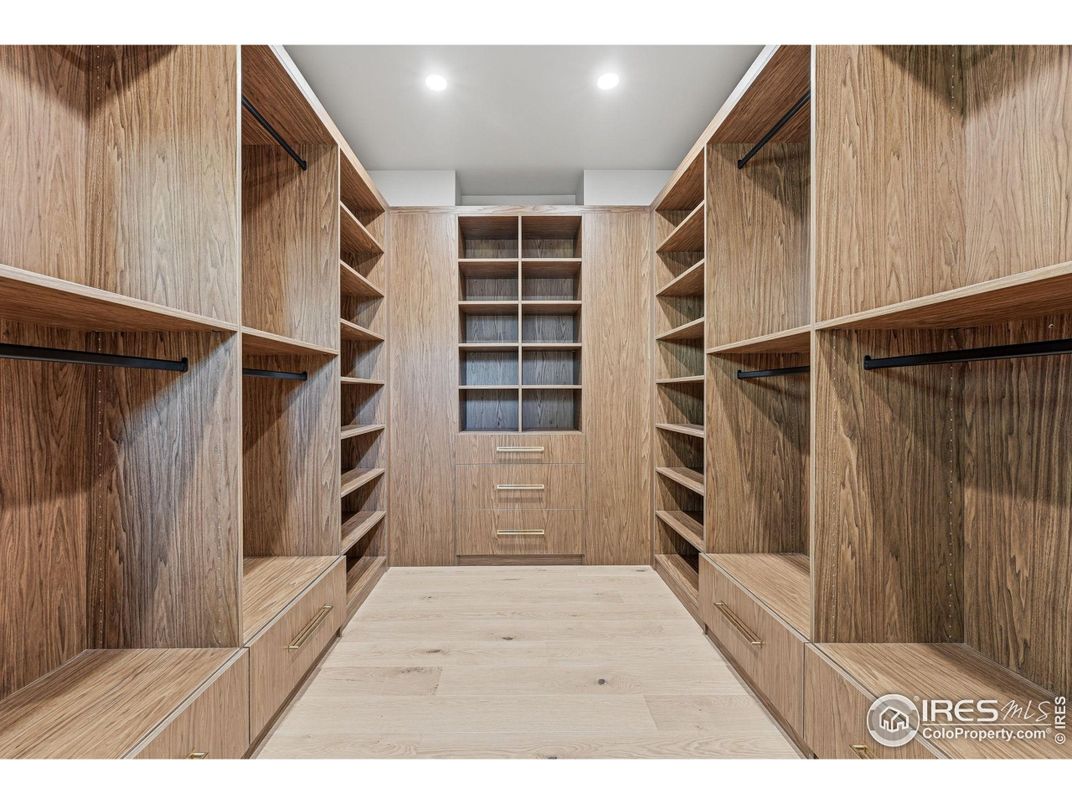 Interior, Recessed Lighting, Walk-in Closets, Wood Texture Flooring