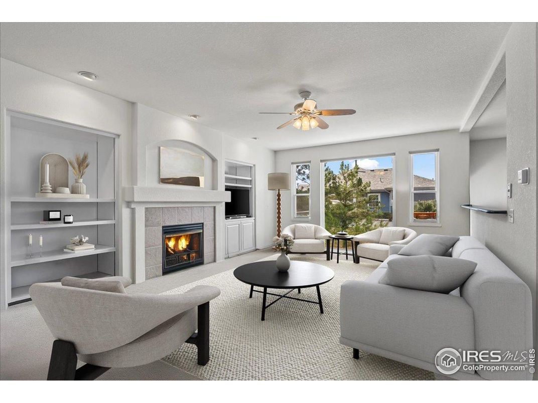 Fireplace, Interior, Living room, Recessed Lighting