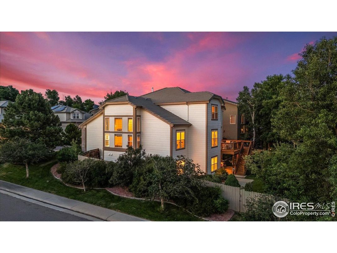 Exterior, Facade, Farmhouse