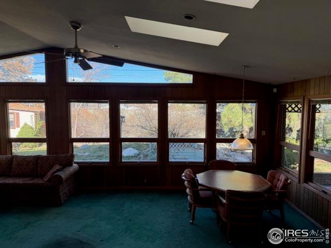 Dining room, Interior, Pendant Lights, Recessed Lighting