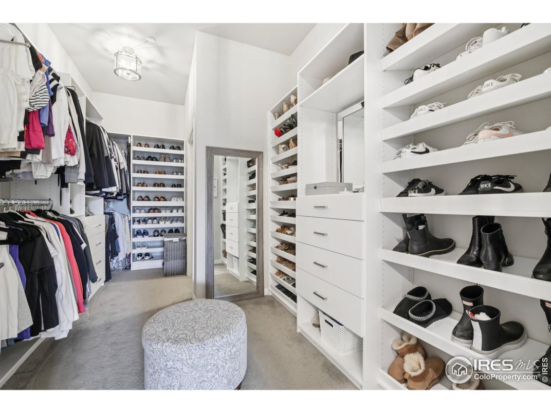 Interior, Walk-in Closets