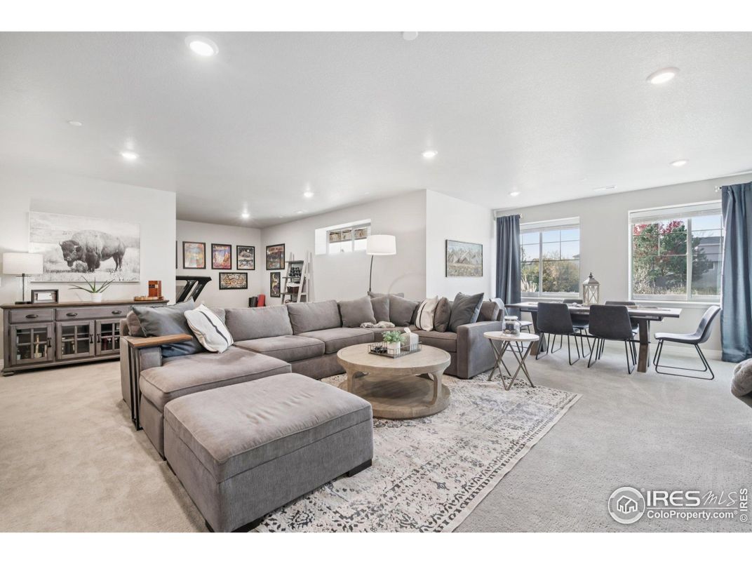 Dining room, Interior, Living room, Recessed Lighting