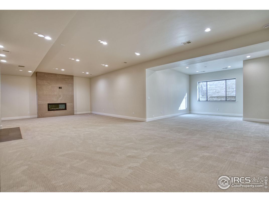 Empty room, Fireplace, Interior, Recessed Lighting