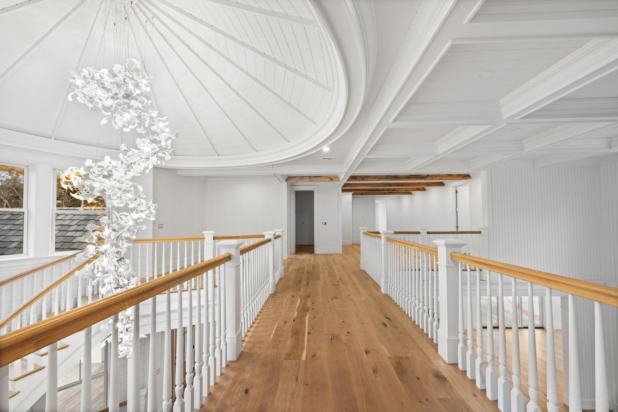 Interior, Pendant Lights, Recessed Lighting, Wood Texture Flooring