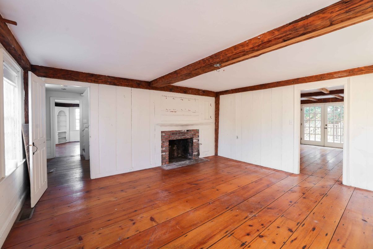 Empty room, Fireplace, Interior, Wooden Beams, Wood Texture Flooring
