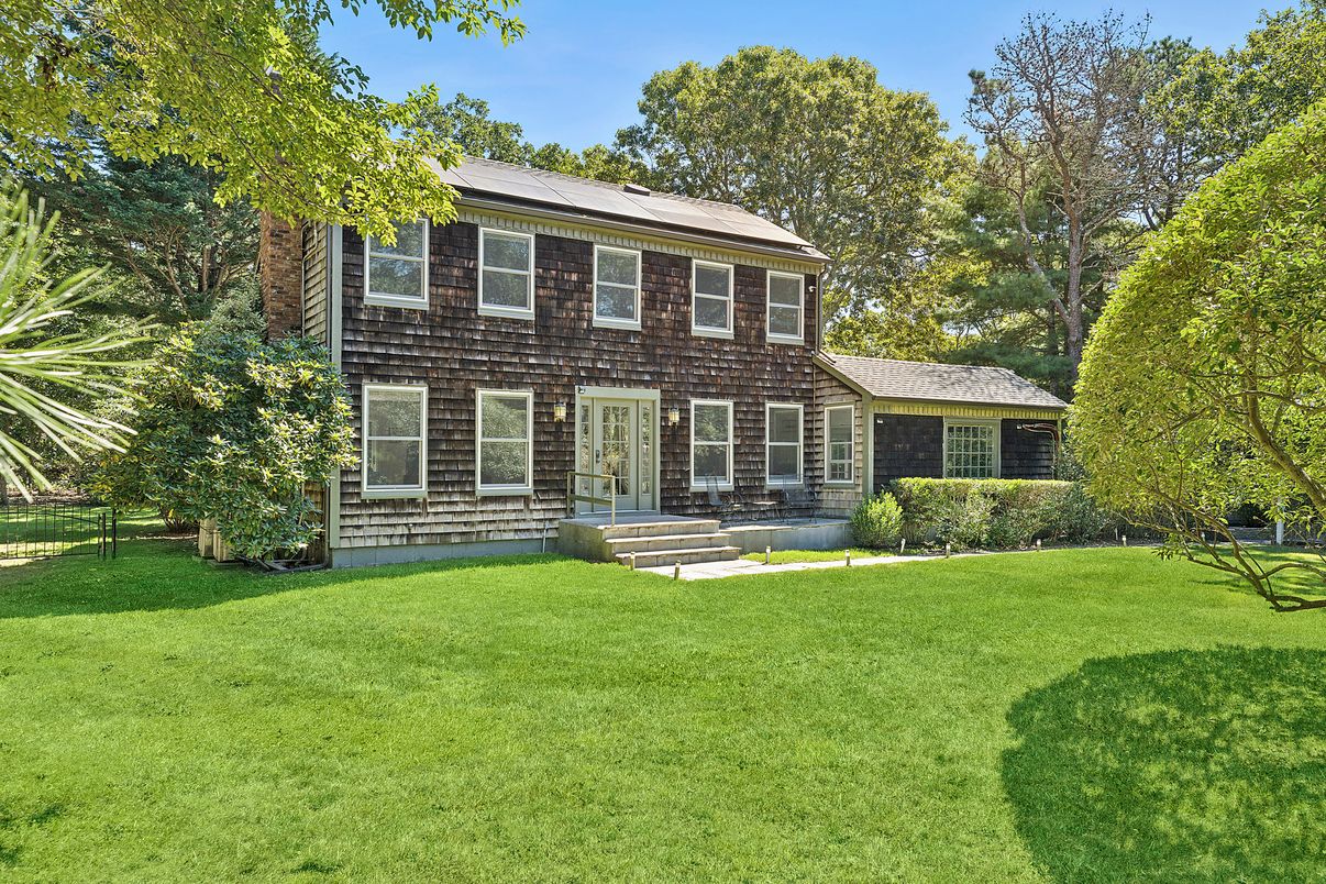 Backyard, Exterior, Facade, Georgian