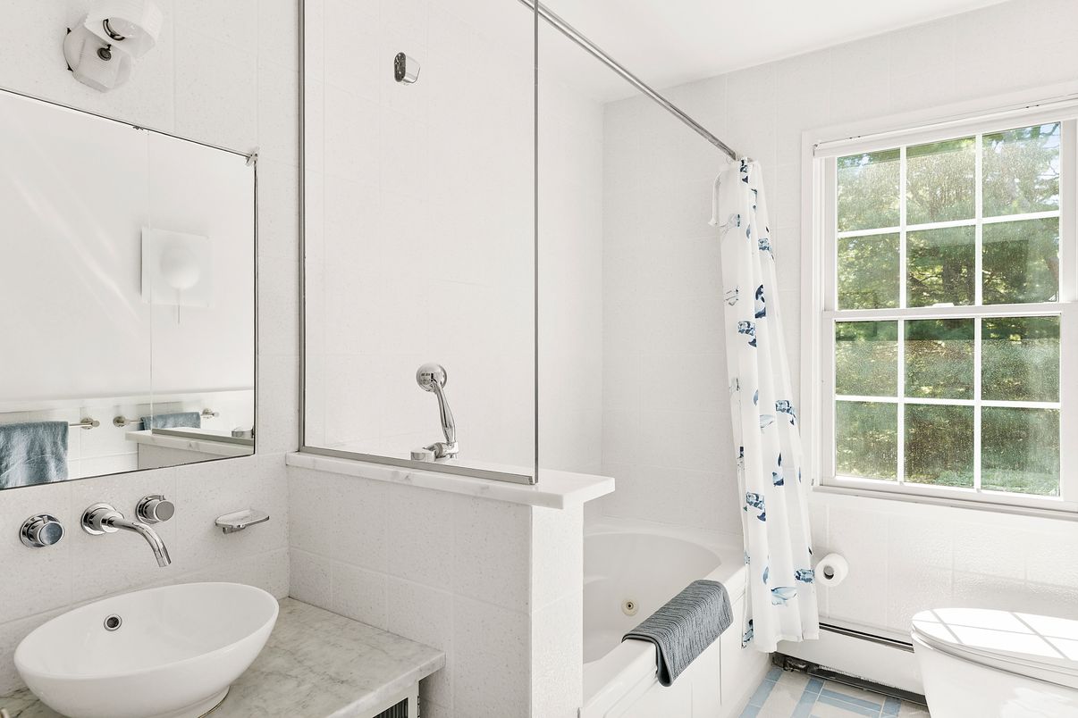 Bathroom, Free Standing Baths, Glass Shower, Interior