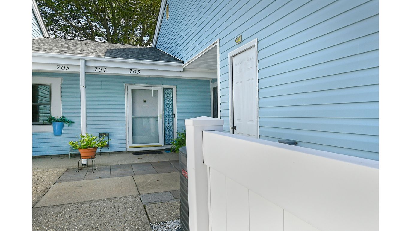 DE Listing image placeholder