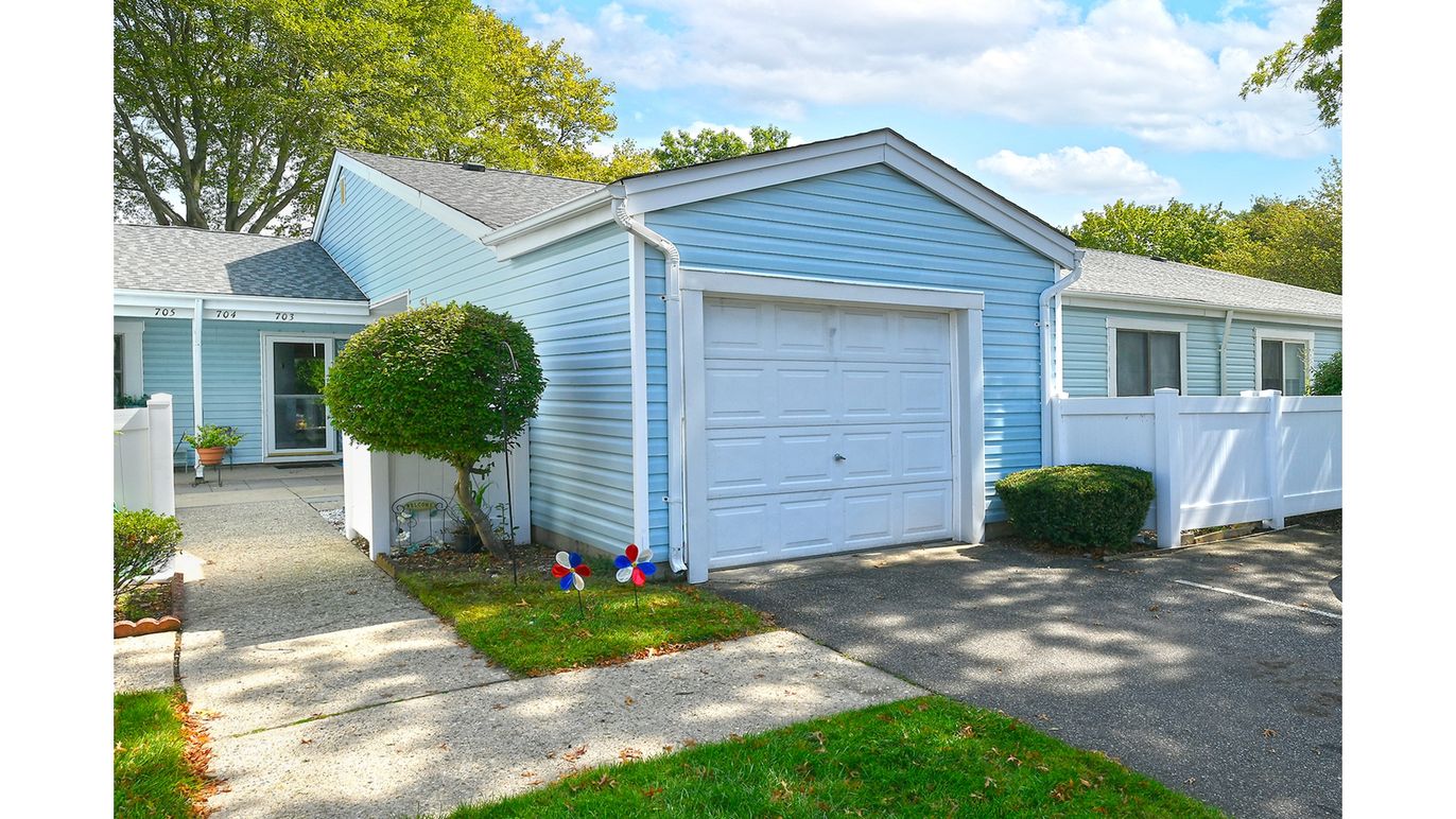 DE Listing image placeholder