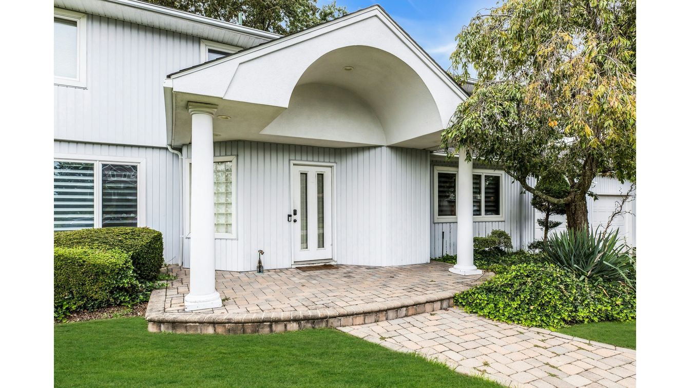 DE Listing image placeholder