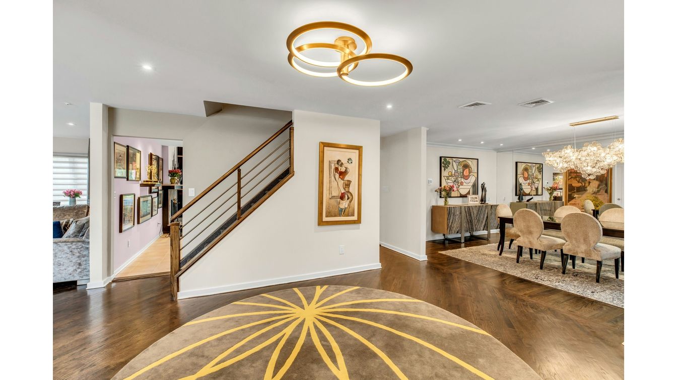 DE Listing image placeholder