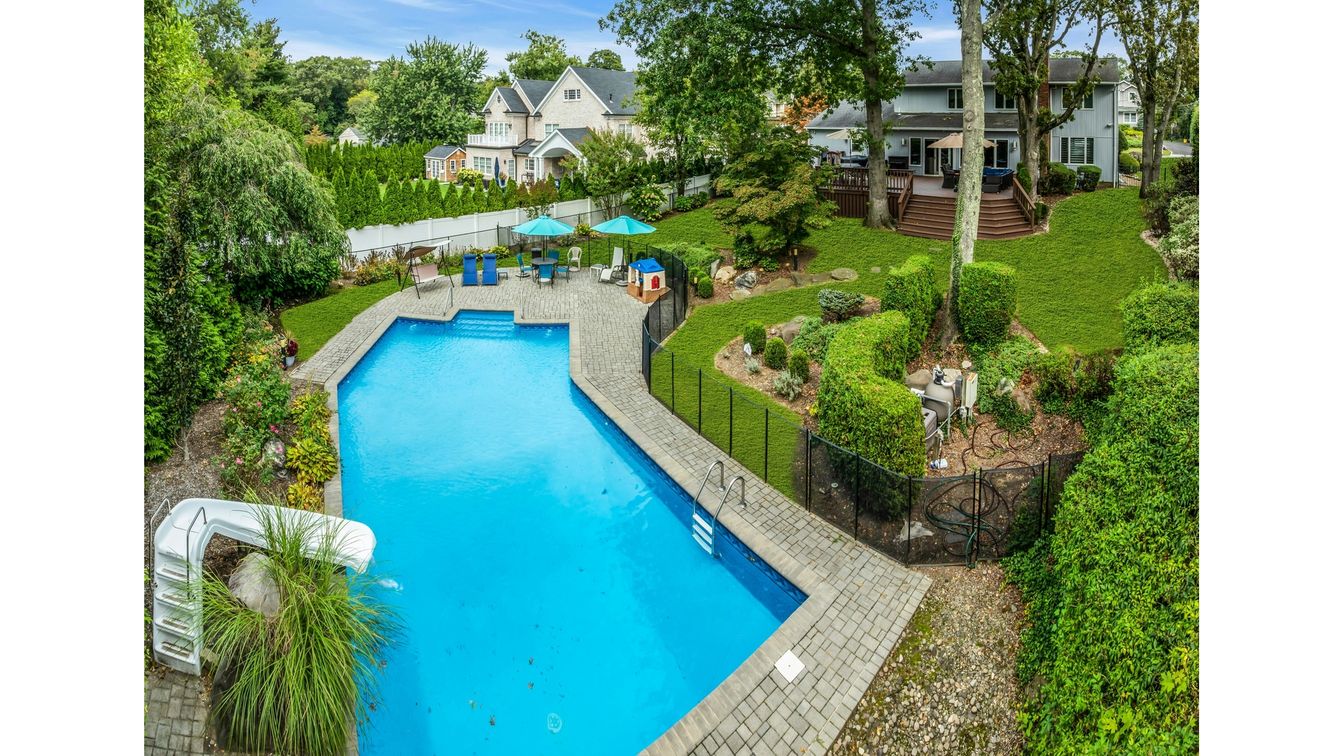 DE Listing image placeholder