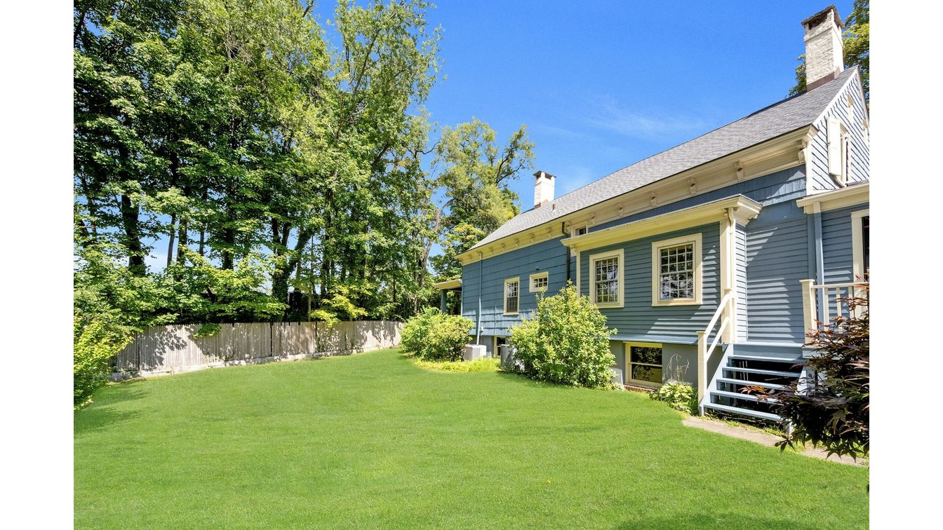 DE Listing image placeholder