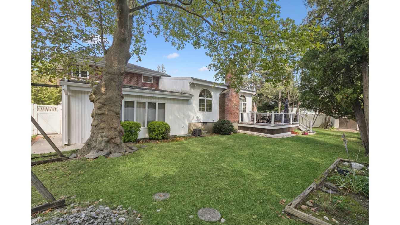 DE Listing image placeholder