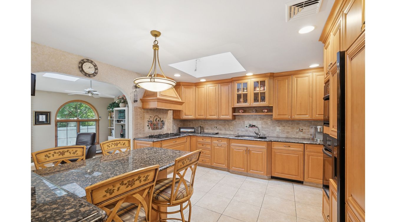 DE Listing image placeholder