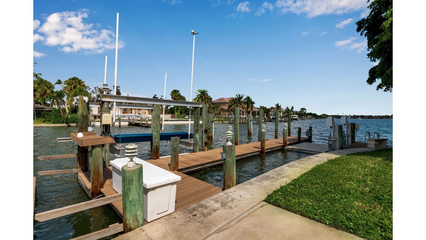 DE Listing image placeholder