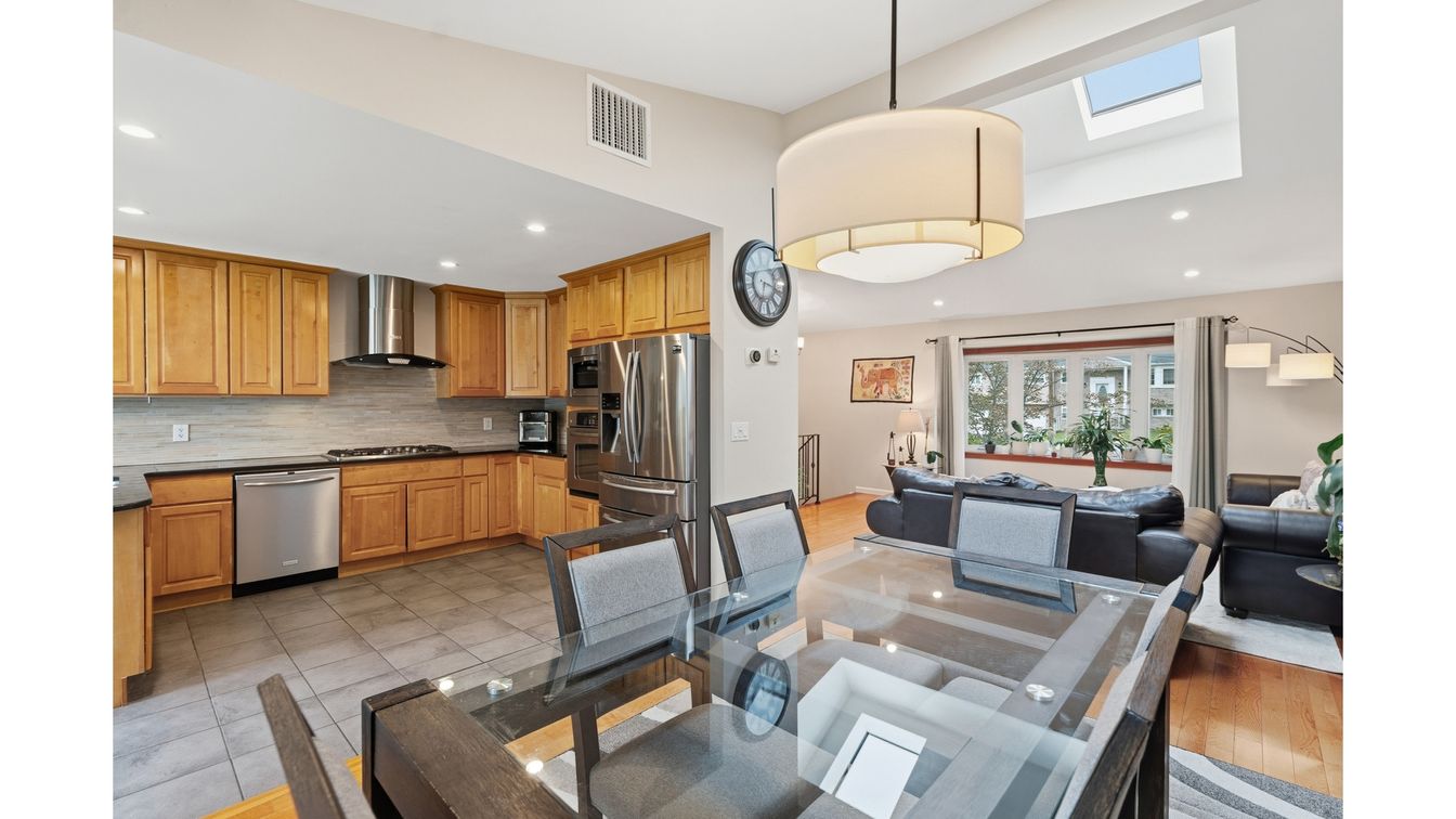 DE Listing image placeholder