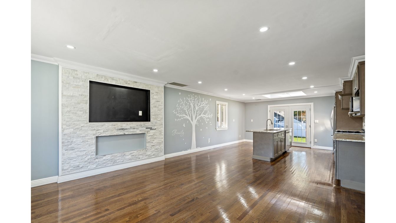 DE Listing image placeholder