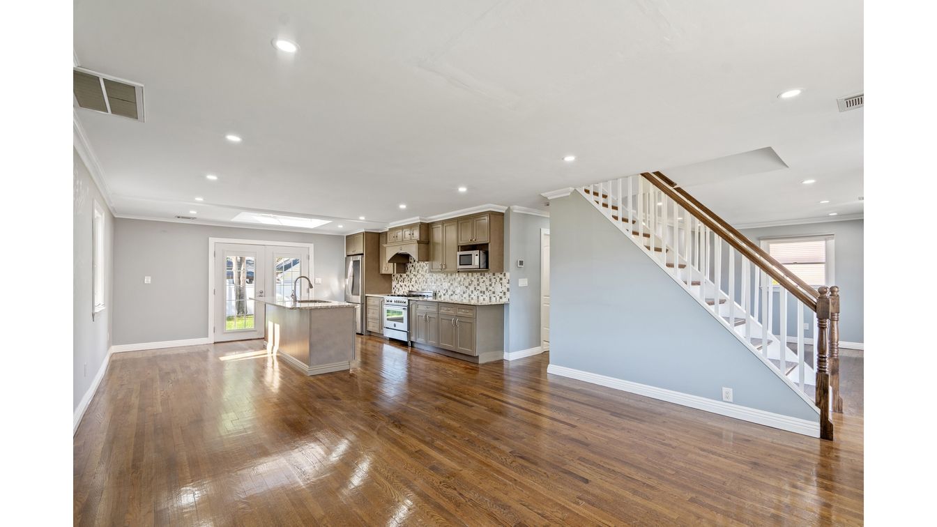 DE Listing image placeholder