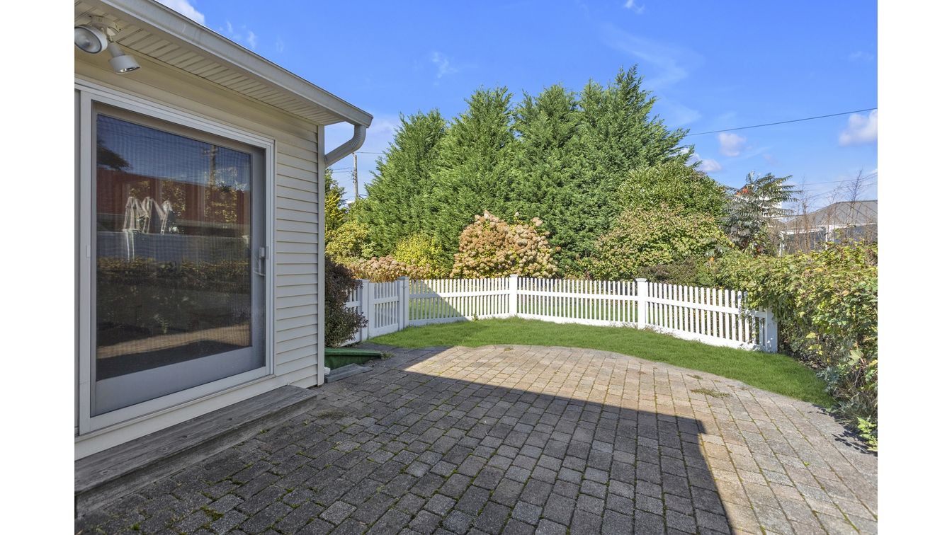 DE Listing image placeholder