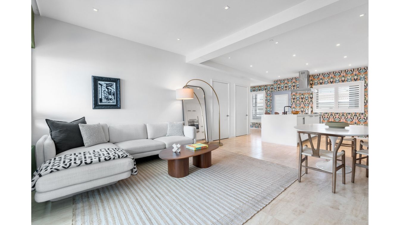 DE Listing image placeholder