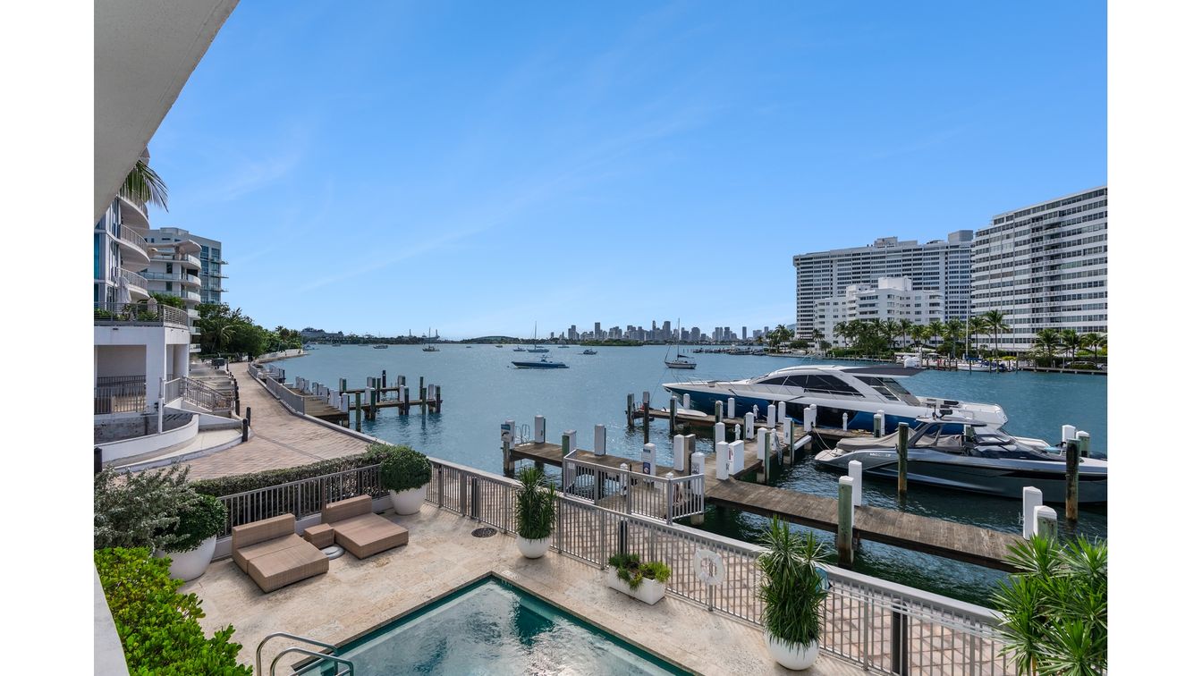 DE Listing image placeholder