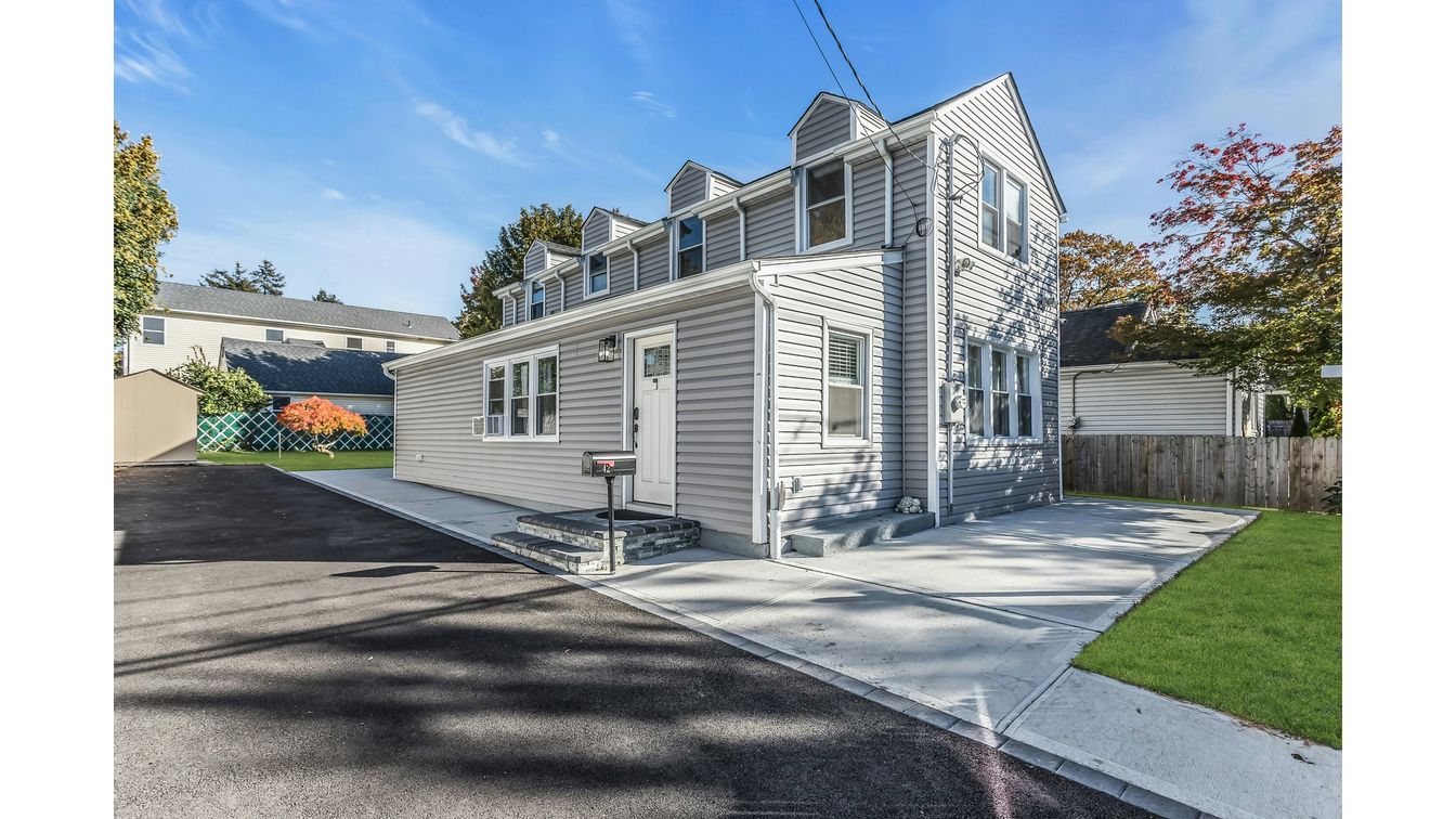 DE Listing image placeholder