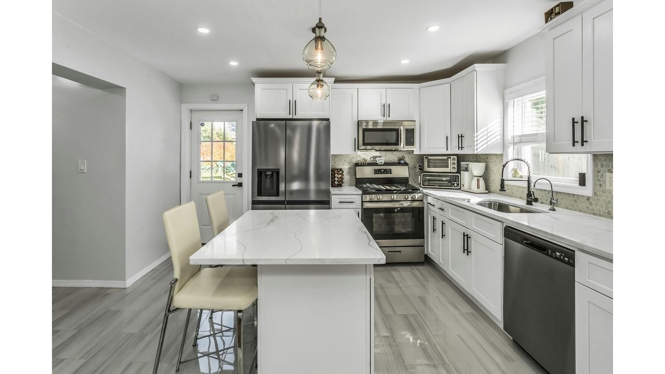 DE Listing image placeholder