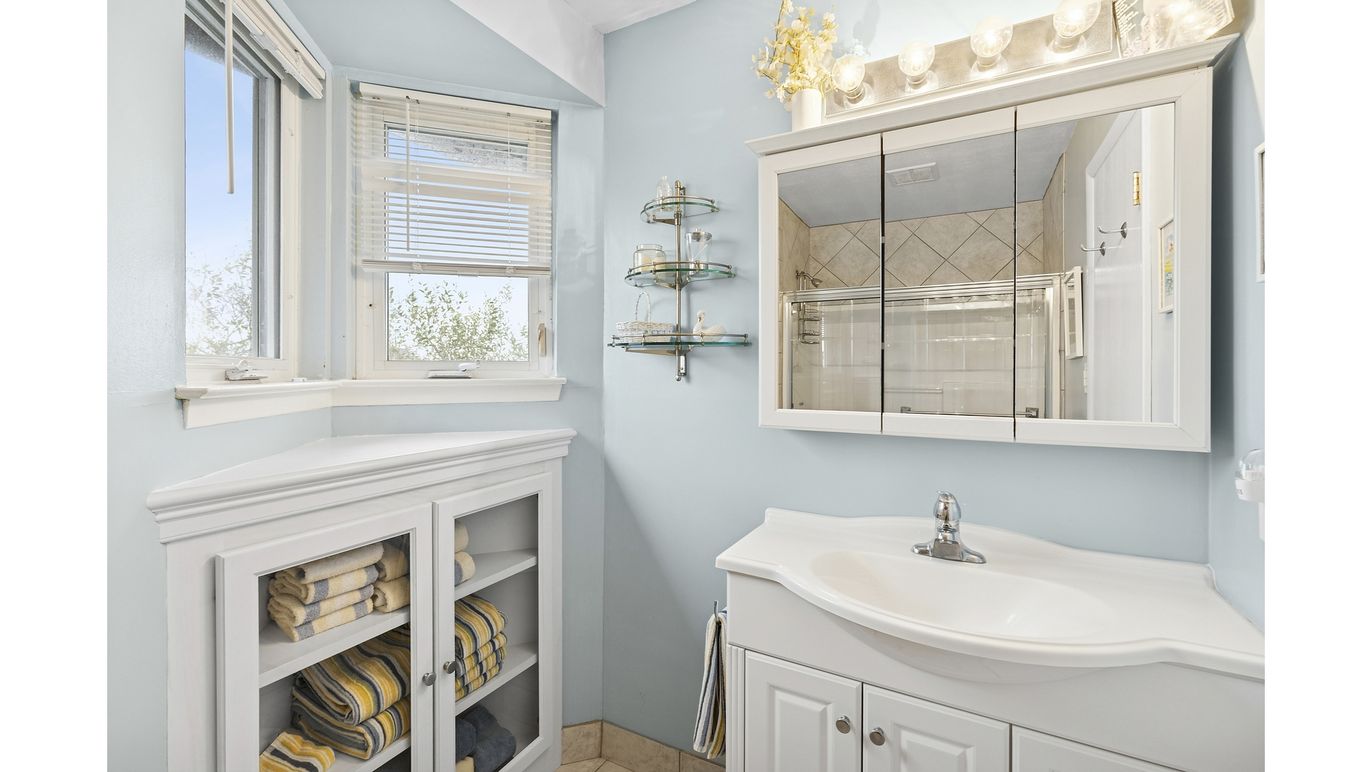 DE Listing image placeholder