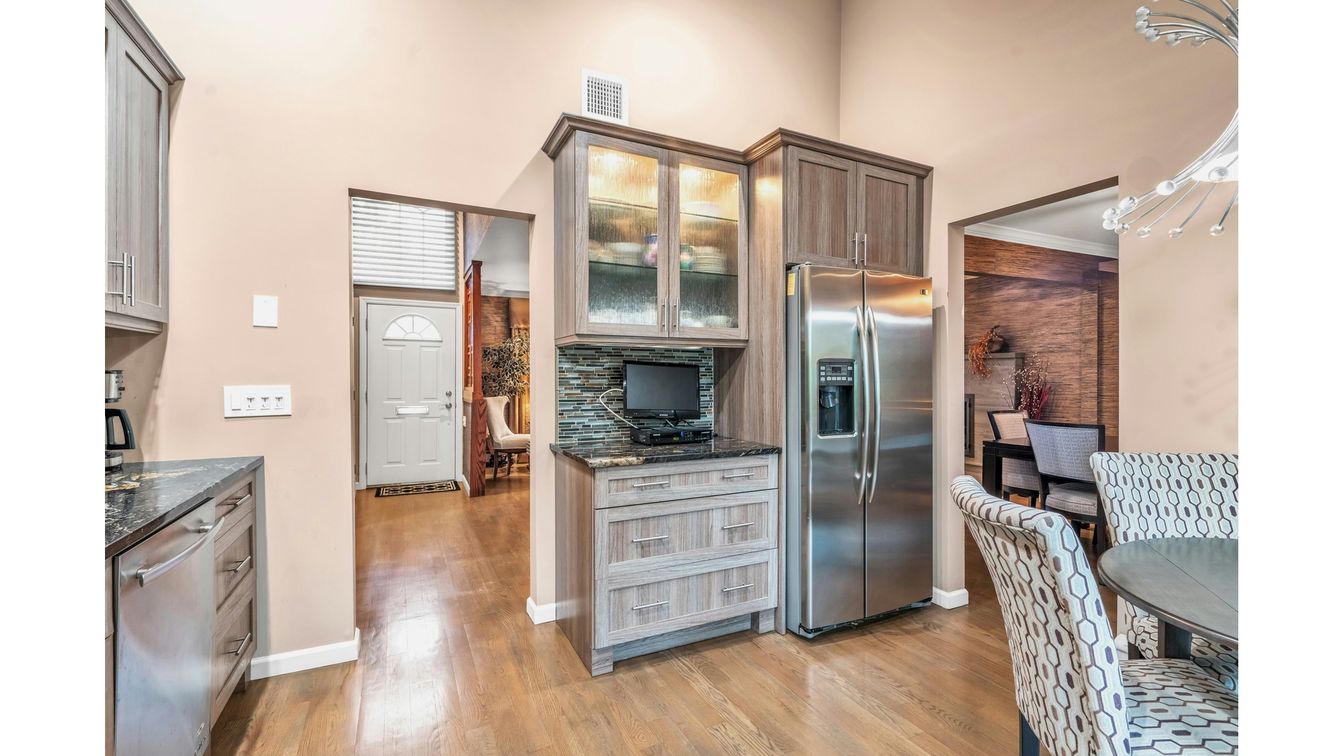 DE Listing image placeholder