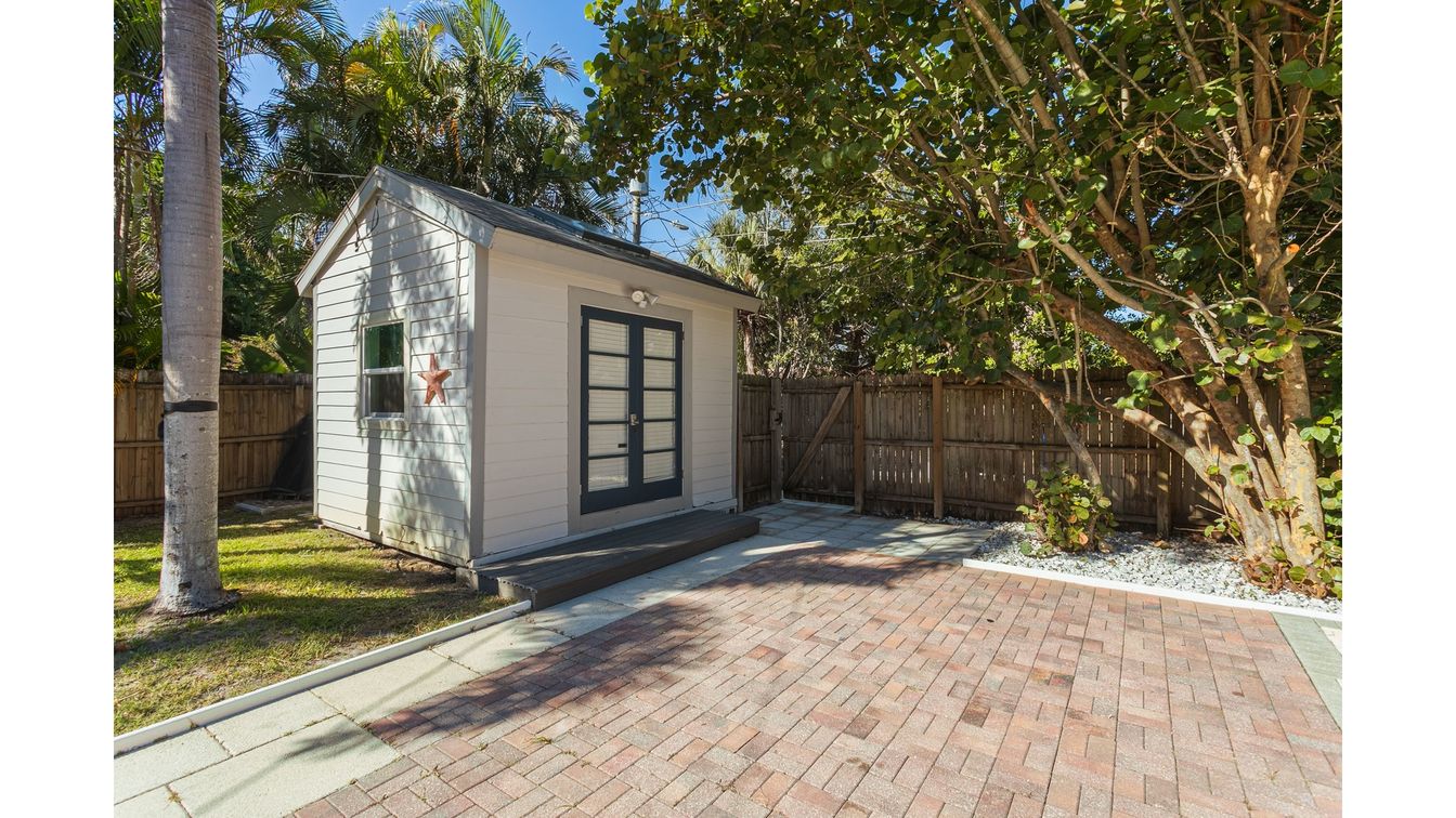 DE Listing image placeholder