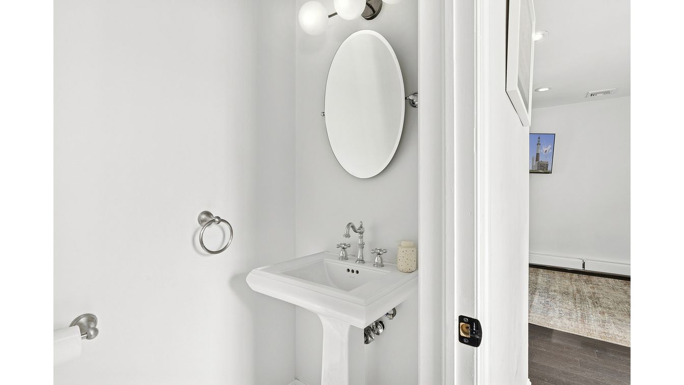 DE Listing image placeholder