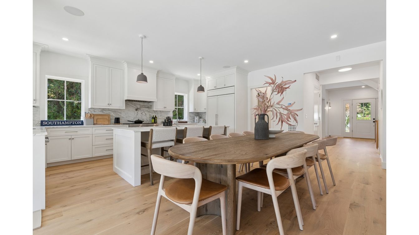 Dining room, Interior, Kitchen, Pendant Lights, Recessed Lighting, Wood Texture Flooring