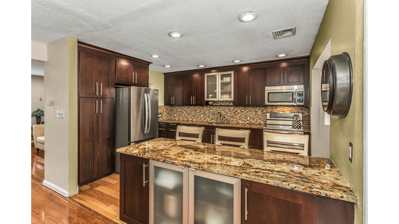 DE Listing image placeholder