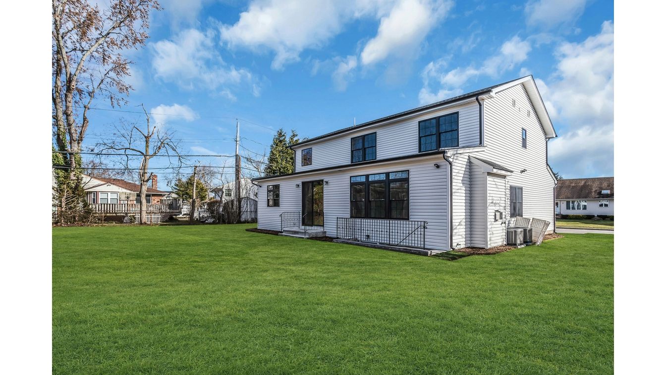 DE Listing image placeholder