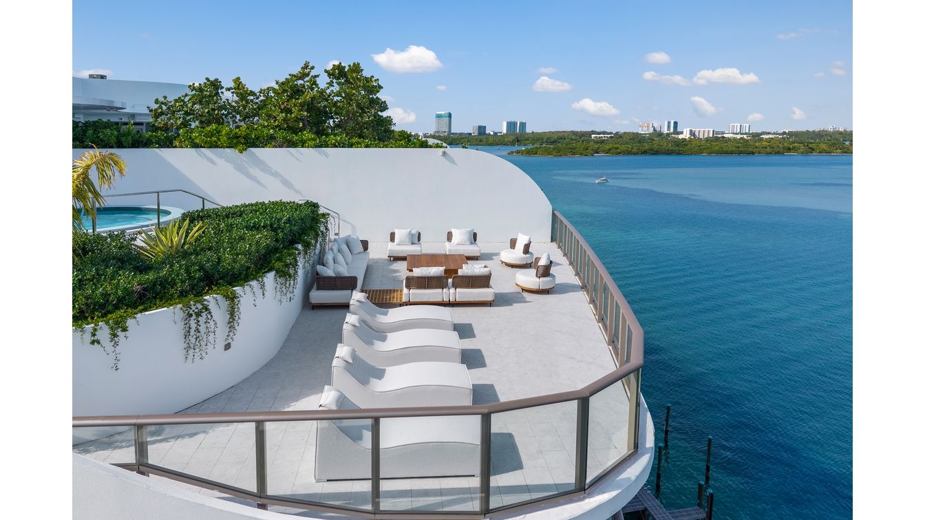 Water, Exterior, Pool, Other