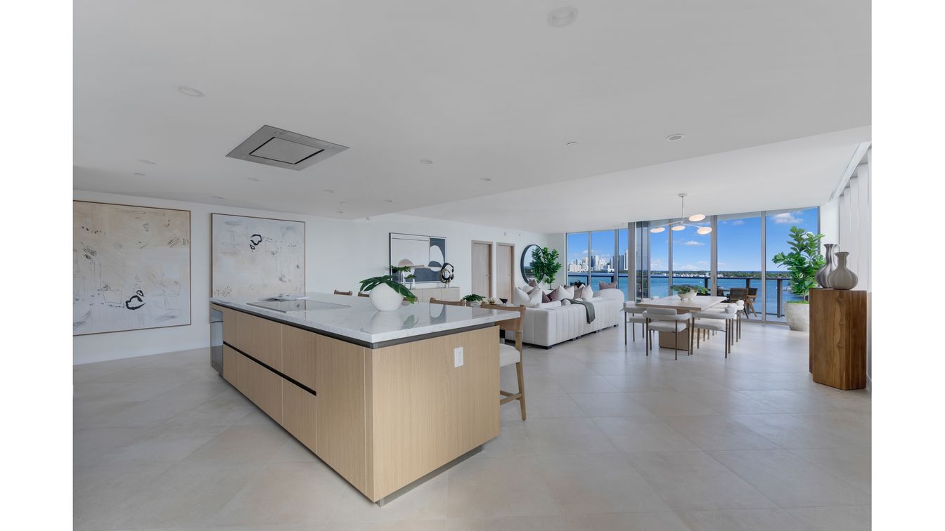 Dining room, Interior, Living room, Pendant Lights, Recessed Lighting, Water