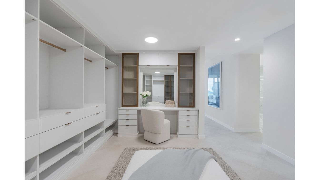 Interior, Recessed Lighting, Walk-in Closets
