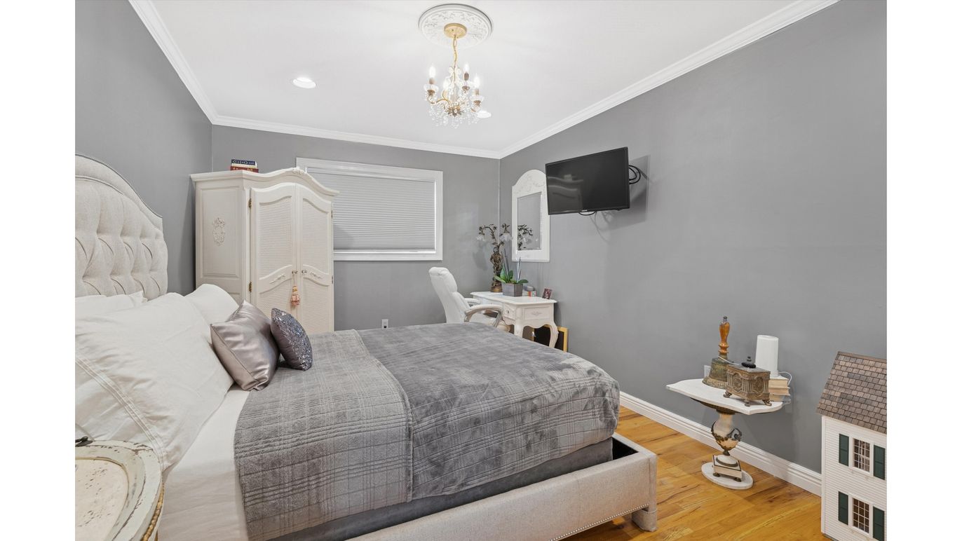 Bedroom, Chandelier, Interior, Recessed Lighting, Wood Texture Flooring